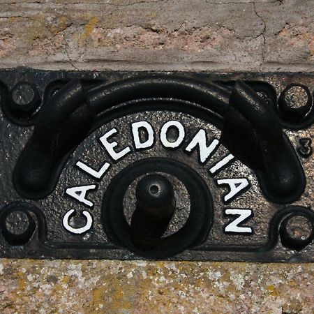The Highlandman Station Bed & Breakfast Crieff Bagian luar foto
