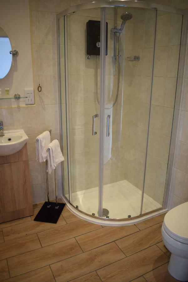 The Highlandman Station Bed & Breakfast Crieff Bagian luar foto